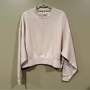 Nike phoenix crewneck cropped 
Size small